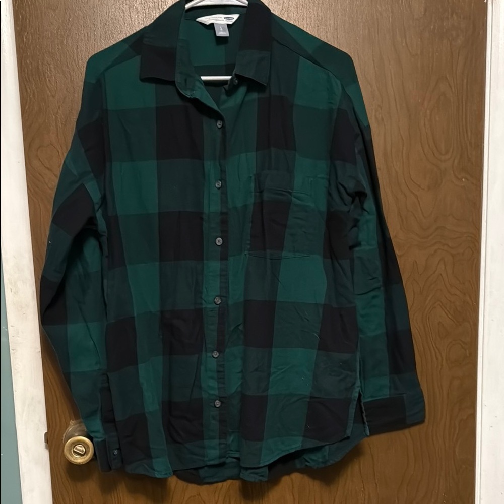 Old Navy Green and Black plaid Shirt size L